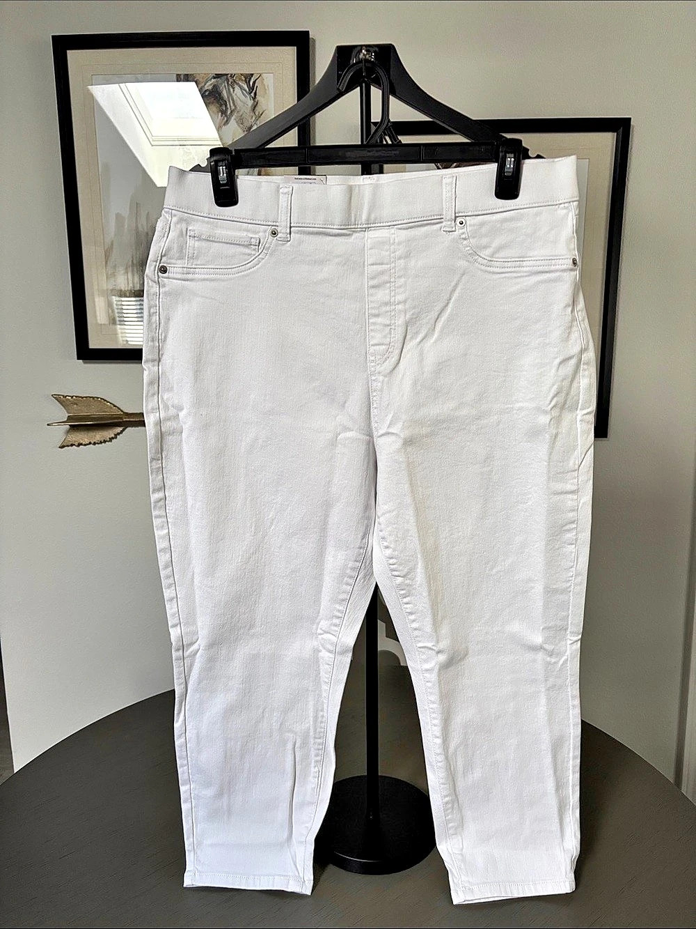 Time and Tru Jegging Capri White Capri Jeggings XL NWT